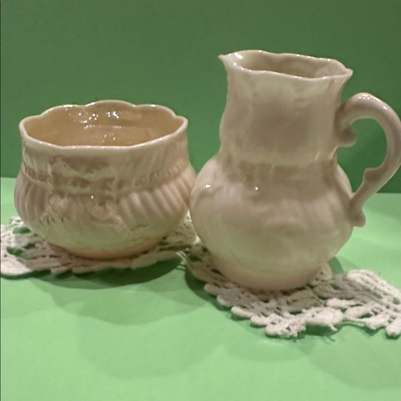 Belleek Other - Belleek Creamer & Sugar Bowl Set-3rd Black Mark